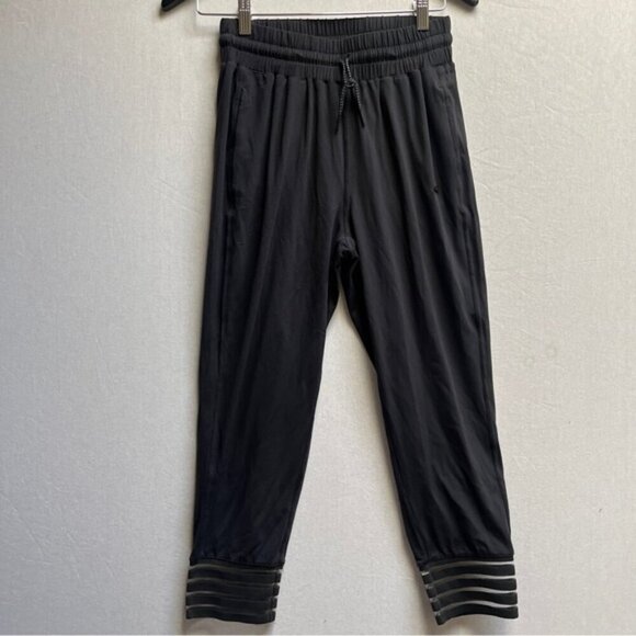 Titika active athletic jogger leggings Sz M - Picture 1 of 9